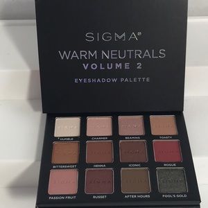 Beautiful for Fall! SIgma Warm Neutrals eyeshadow